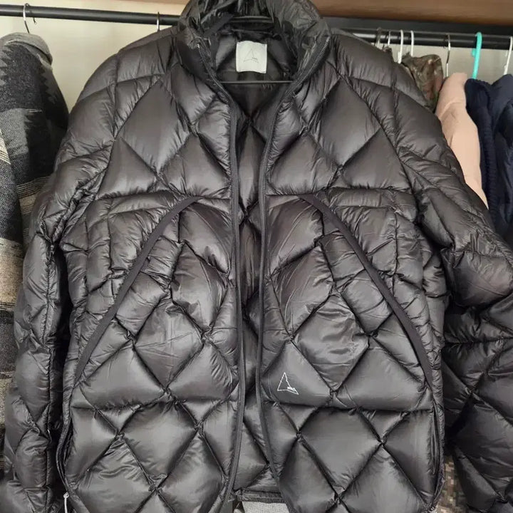 [BUNJANG] Roa Nuna Hooded Down Padding Jacket Black M / Roa Nuna 후드 다운 패딩 블랙 M