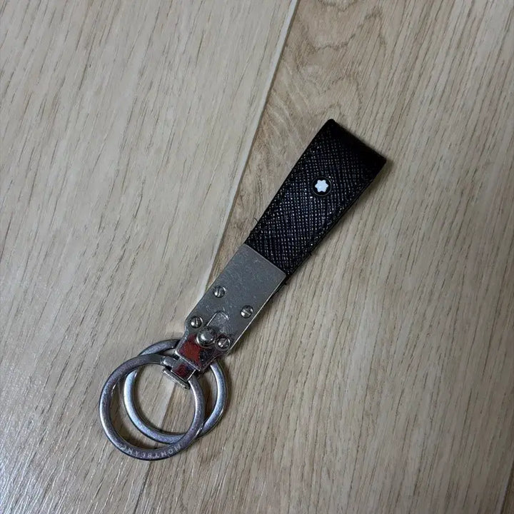 [BUNJANG] Montblanc Leather Metal Keyring Black / 몽블랑 키링 블랙