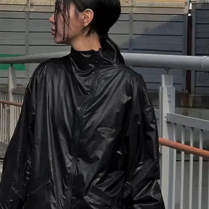 [BUNJANG] Trimingbird Half-Neck Windbreaker Black / 트리밍버드 하프넥 윈드브레이커 블랙