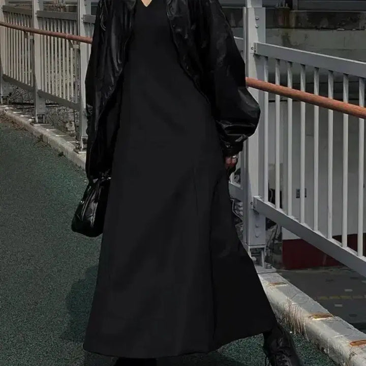 [BUNJANG] Trimingbird Half-Neck Windbreaker Black / 트리밍버드 하프넥 윈드브레이커 블랙