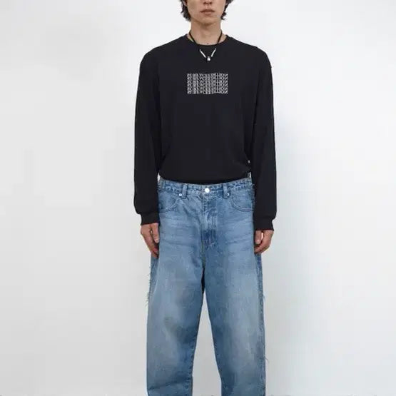 [BUNJANG] SURFACE EDITION Reworked Side Cut Denim / 서피스 에디션 REWORKED SIDE CUT DENIM