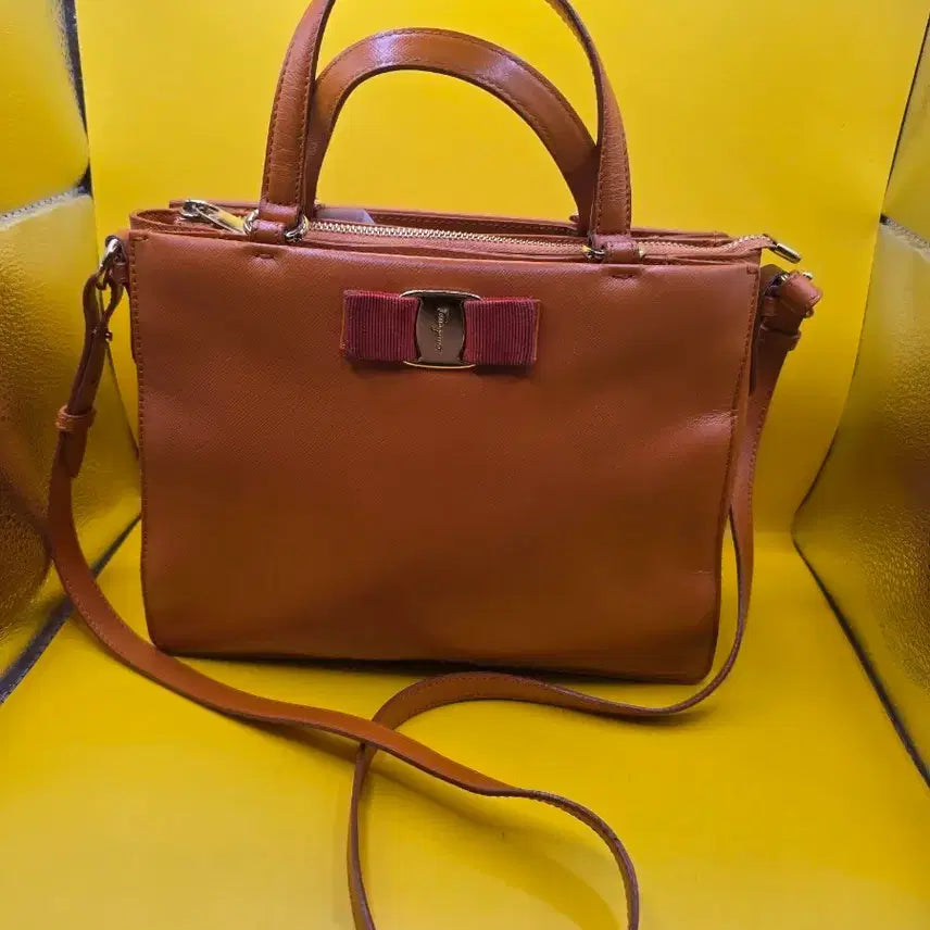 [BUNJANG] Salvatore Ferragamo Vara Bow Tote &amp; Crossbody Bag (Orange) / 정품 페레가모 바라 리본 토트 &amp; 크로스백 (오렌지)