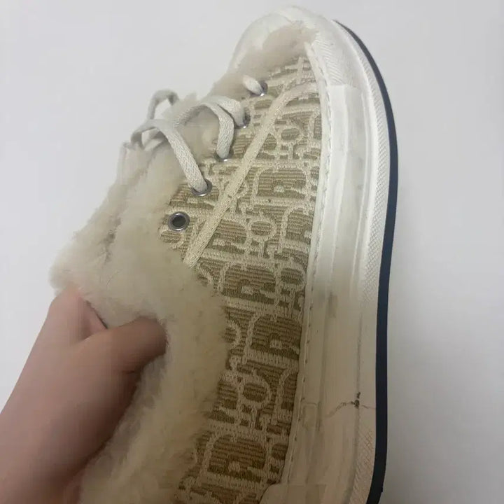 [BUNJANG] Dior Oblique Canvas Fur Sneakers / 디올 오블리크 캔버스 퍼 스니커즈
