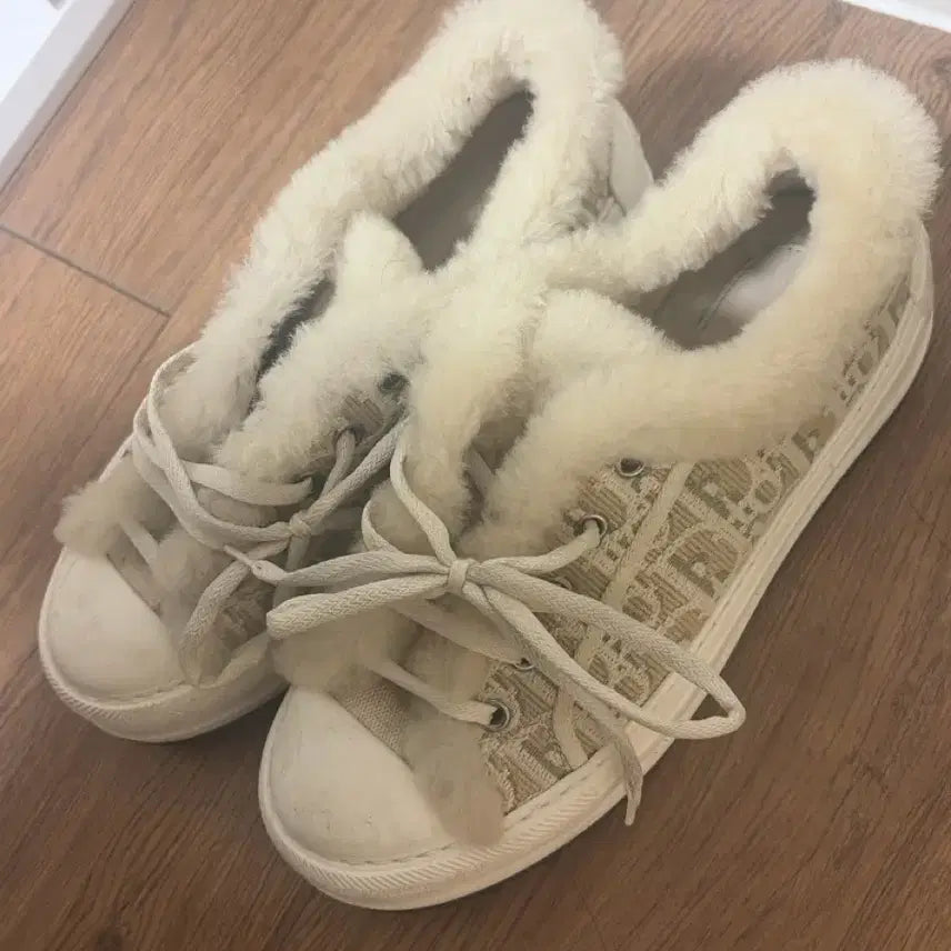 [BUNJANG] Dior Oblique Canvas Fur Sneakers / 디올 오블리크 캔버스 퍼 스니커즈