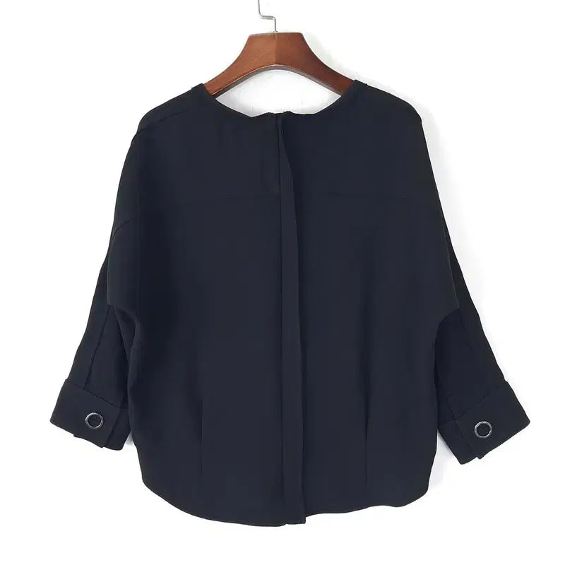 [BUNJANG] Jigott Pintuck Batwing Fit Blouse / 지고트 핀턱 가오리핏 블라우스  66