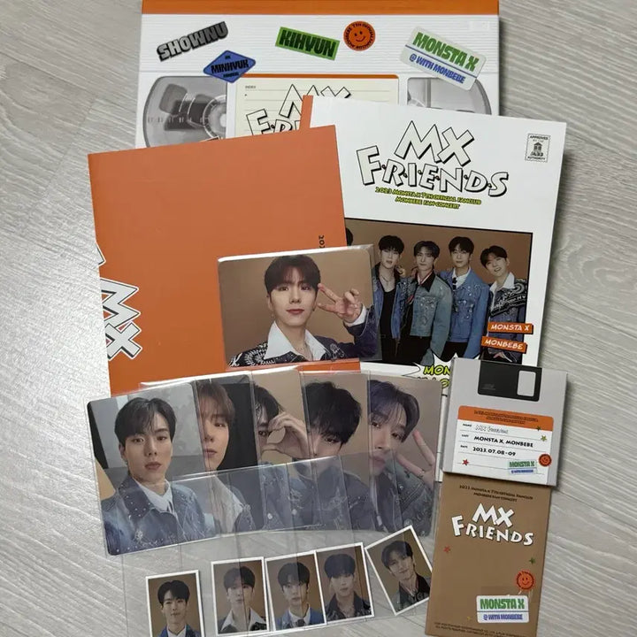 [BUNJANG] MONSTA X 7th Gen Fan-Con MX FRIENDS Kit Video Full Set w/ Kihyun POB / 특전포함) 몬스타엑스 7기 팬콘 MX FRIENDS 키트 비디오 풀구성