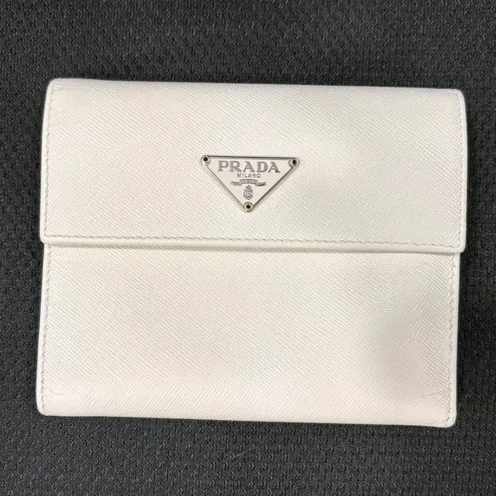 [BUNJANG] Prada Triangle Logo Bifold Wallet White / [100% 정품] 프라다 삼각로고 반지갑 화이트