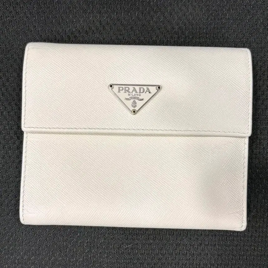 [BUNJANG] Prada Triangle Logo Bifold Wallet White / [100% 정품] 프라다 삼각로고 반지갑 화이트