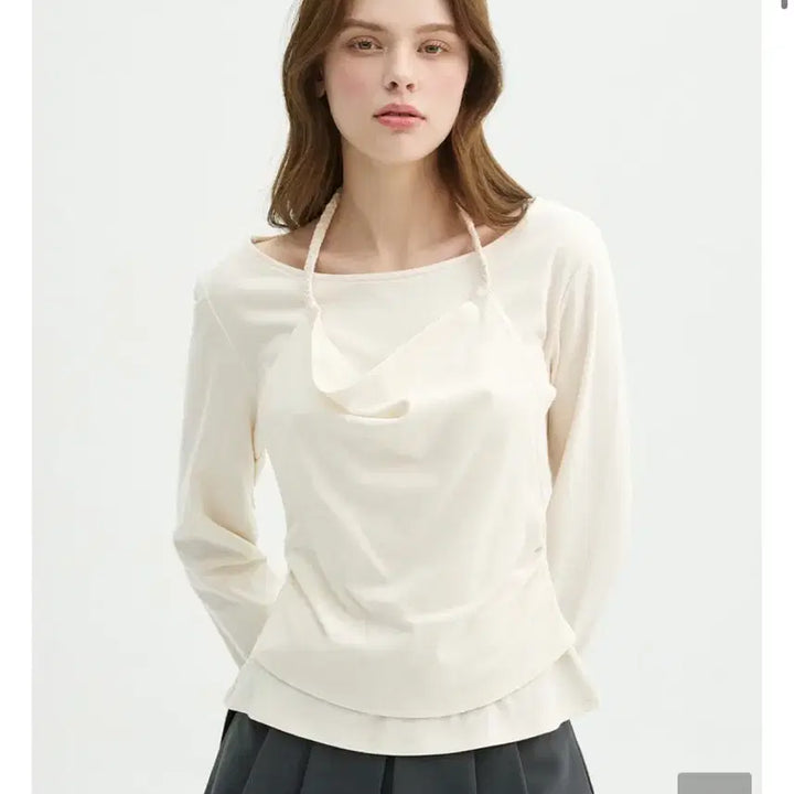 [BUNJANG] Michellne Halterneck Drape T-shirt / 미케네 홀터넥 드레이프 티셔츠 (S-1사이즈)