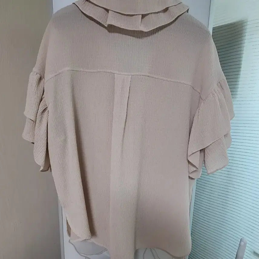 [BUNJANG] SYSTEM Frill Blouse Beige / 시스템프릴 블라우스 베이지