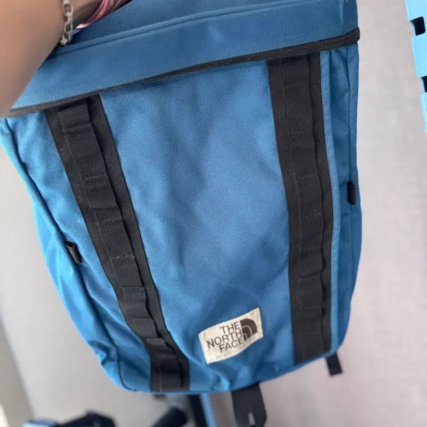 [BUNJANG] The North Face Berkeley Backpack Blue / 노스페이스 버클리 백팩 블루