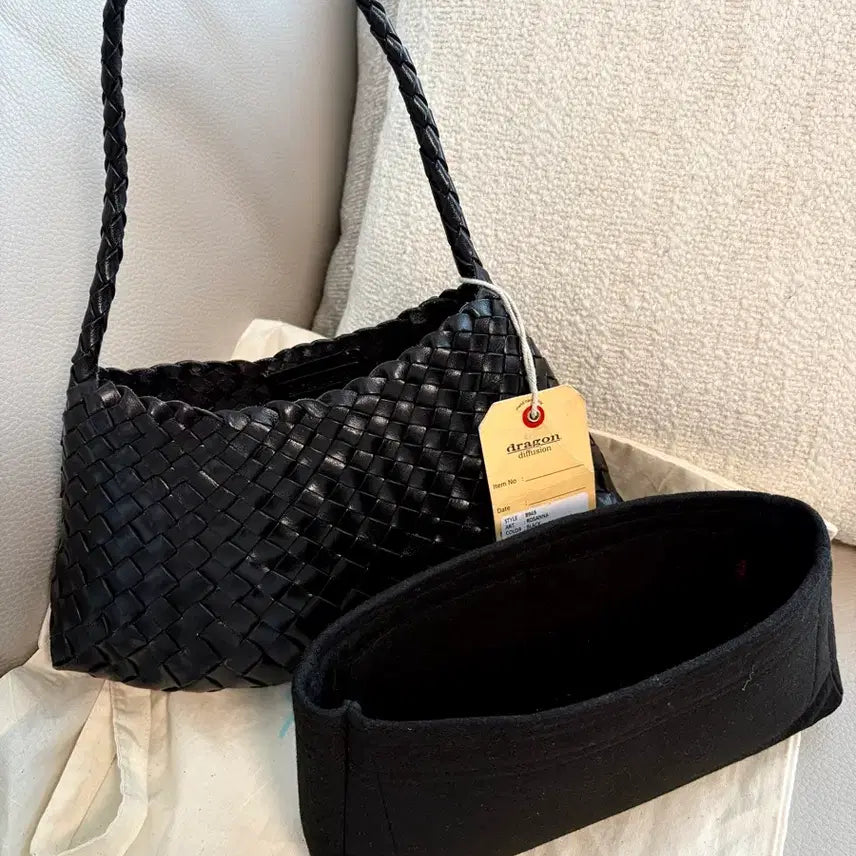 [BUNJANG] Dragon Diffusion Lausanne Black Tote Bag with Inner Bag and Dust Bag / 드래곤디퓨전 로잔나 블랙 (사몰가 이너백+더스트백 포함)