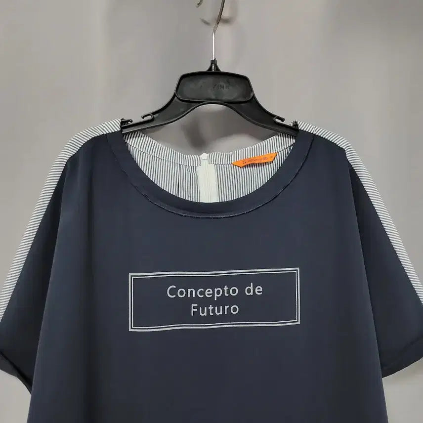[BUNJANG] JISEN Printing Short Sleeve T-Shirt Navy Stripe / 지센 프린팅 반팔 티셔츠 네이비 스트라이프