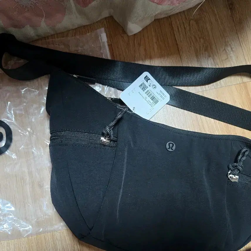 [BUNJANG] Lululemon Sling Bag Crossbody Bag / 룰루레몬 슬링백 크로스백