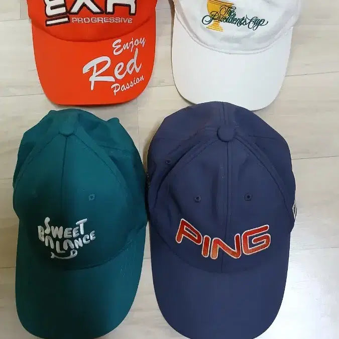 [BUNJANG] Unisex Bucket Hats (Set of 4) / 모자 4개 일괄이에요 남녀공용