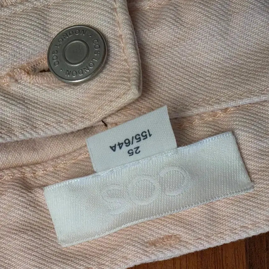 [BUNJANG] COS Pink Shorts Size 25 / 코스 반바지 / 25 사이즈