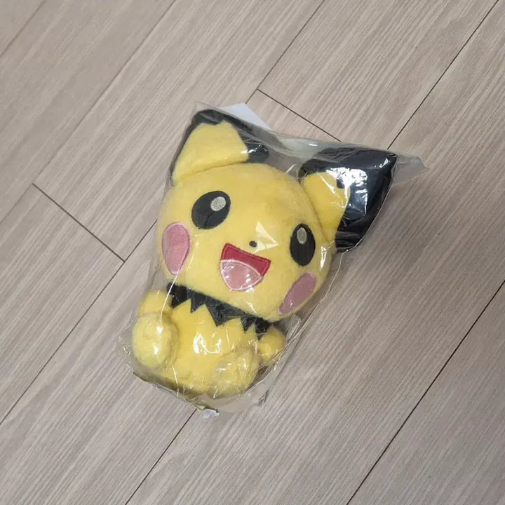 [BUNJANG] Pokemon Pichu Plush / 포켓몬스터 피츄 인형