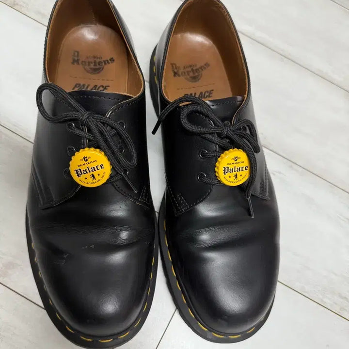 [BUNJANG] Dr. Martens x Palace 1461 Black Leather Shoes / 닥터마틴 x 팔라스 1461 블랙 285