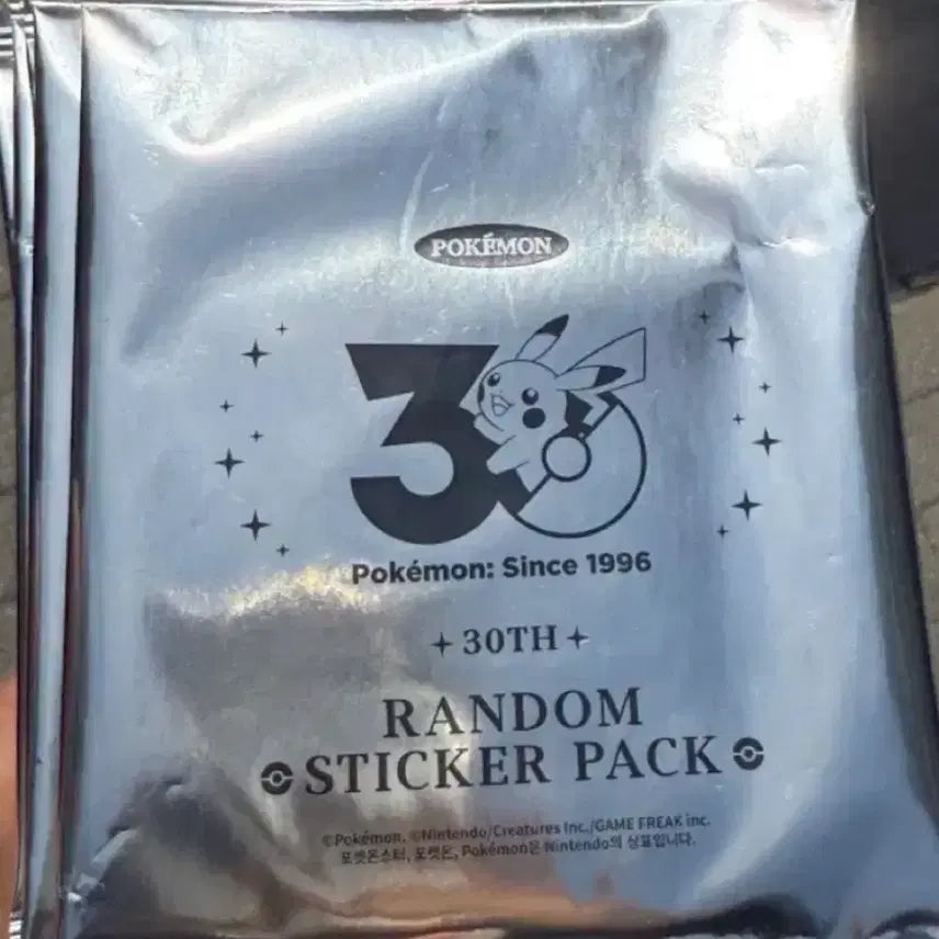 [BUNJANG] Pokemon 30th Anniversary Random Sticker Pack / 포켓몬 30주년 랜덤 스티커 팩