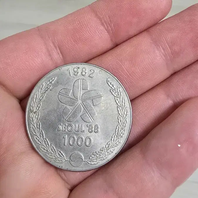 [BUNJANG] 1988 Seoul Olympic Bid Commemorative 1000 Won Coin / 1988 서울 올림픽유치 기념 1000원 주화