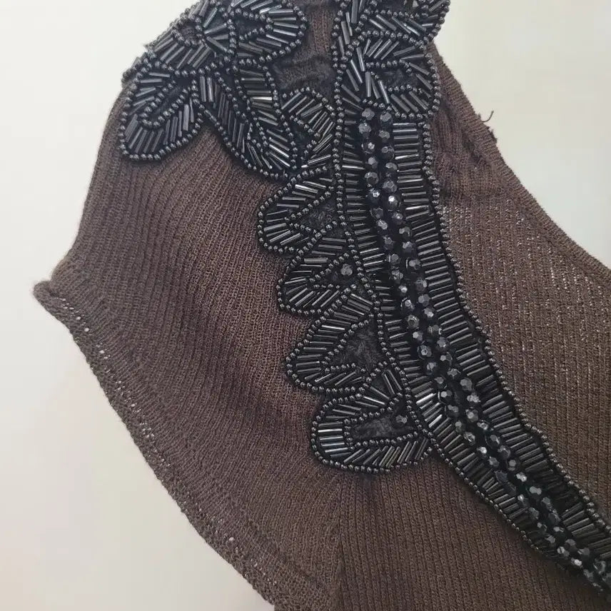 [BUNJANG] Objet Brown Beaded Short-Sleeve Ribbed T-Shirt (Size 44-55) / 오브제 브라운 비즈 장식 반팔 골지 티셔츠 44~55
