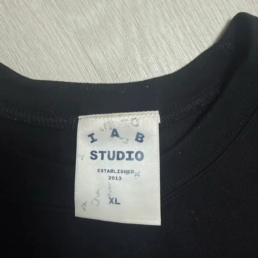 [BUNJANG] IAB Studio 10th Anniversary Short Sleeve T-Shirt Black / 아이앱 10주년 반팔 티셔츠 블랙