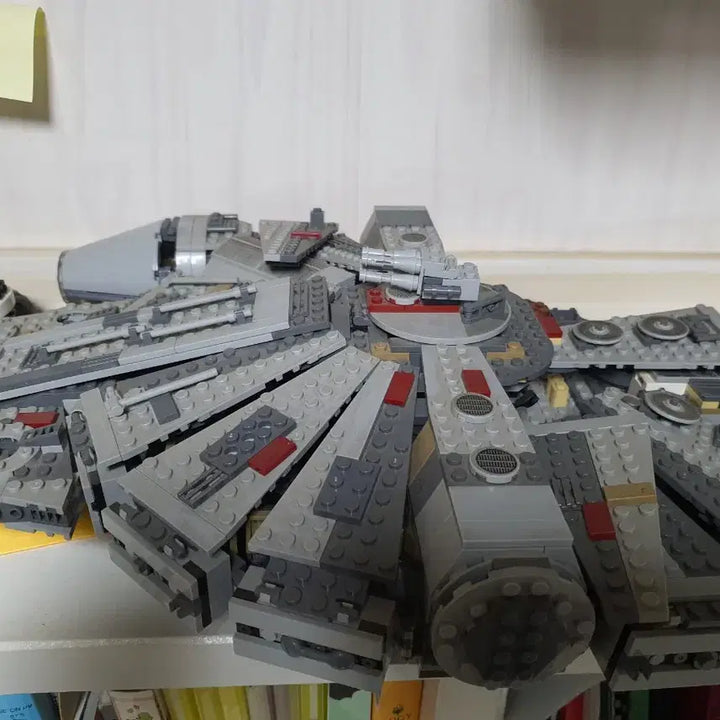 [BUNJANG] LEGO Star Wars Millennium Falcon 75105 / 레고 스타워즈 밀레니엄 팔콘