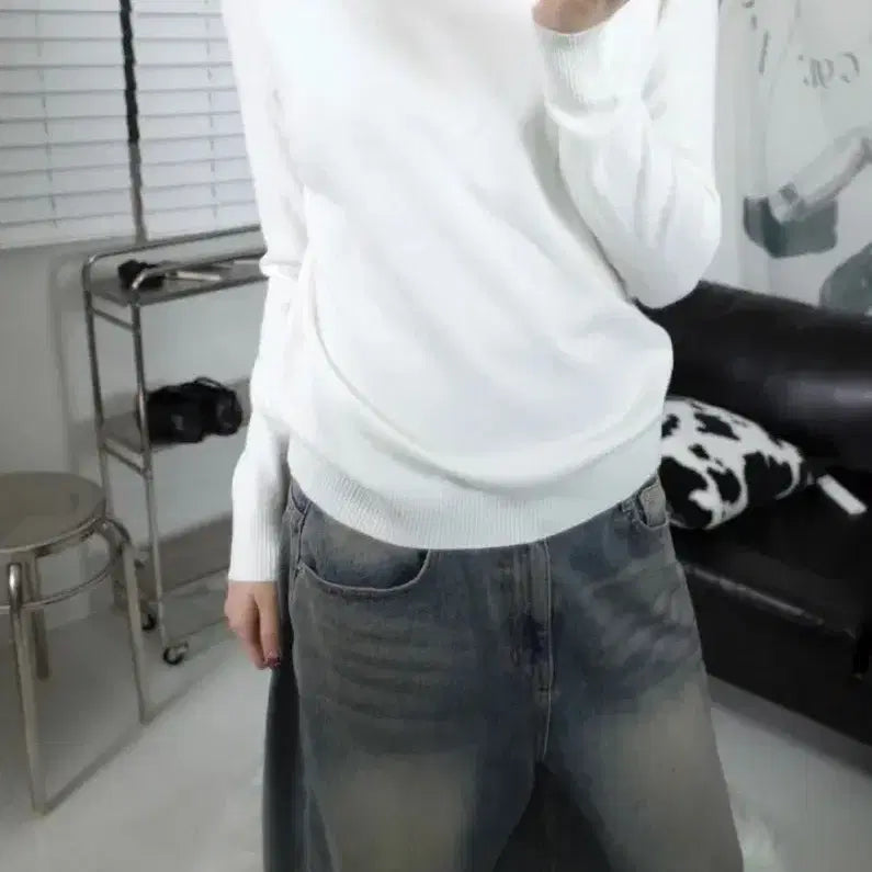 [BUNJANG] LOMON Basic Soft Laura Round Daily Knit / 로몬 베이직 보들보들 로라 라운드 데일리 니트