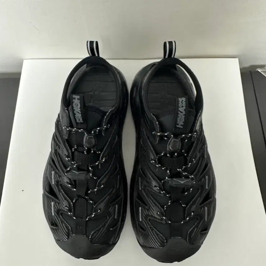 [BUNJANG] Hoka Hopara Black Castle Rock Size 240 / 호카 호파라 블랙 캐슬 락 240사이즈