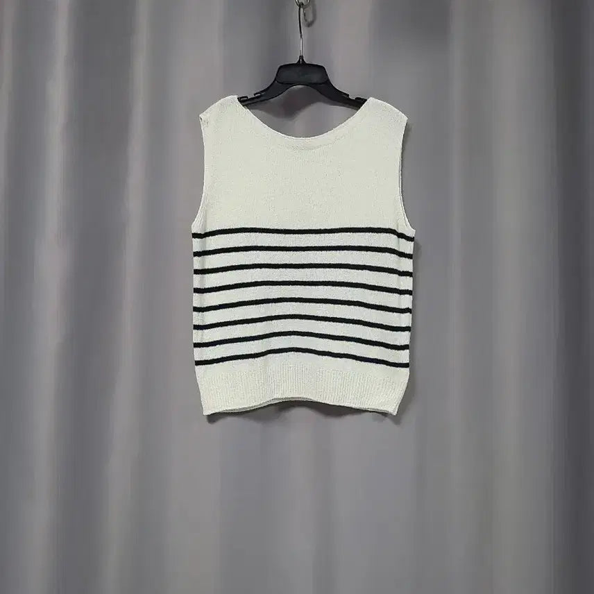 [BUNJANG] Studio Lux Stripe Sleeveless Knit / 스튜디오럭스 스트라이프 민소매 니트