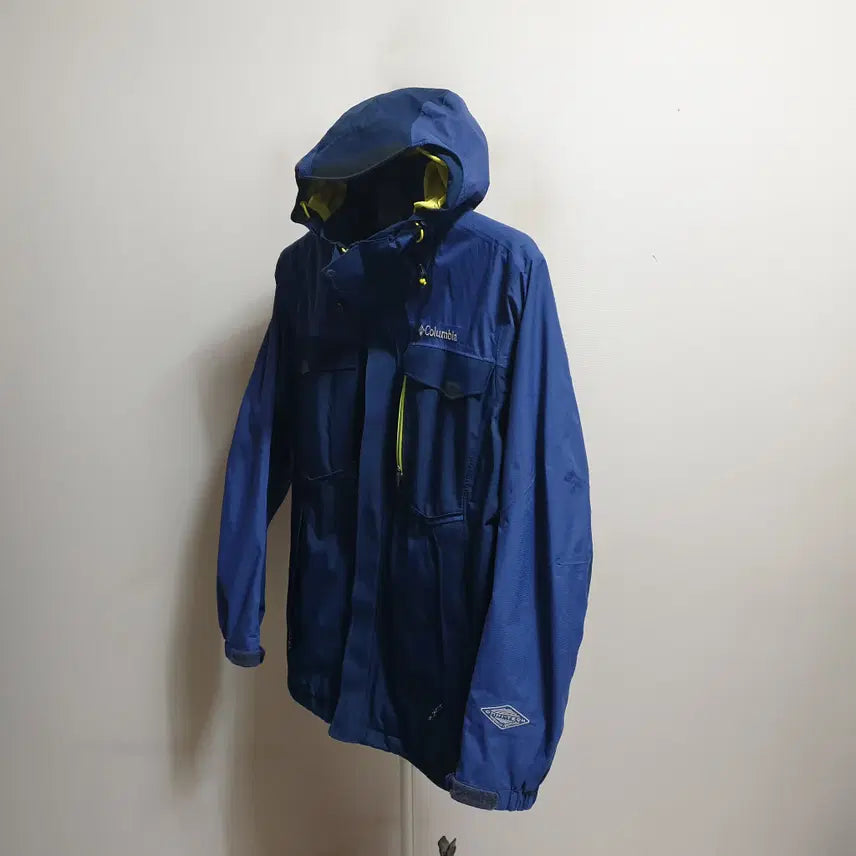 [BUNJANG] Columbia Hooded Windbreaker Jumper Size 100 / 콜롬비아 후드바람막이점퍼/100