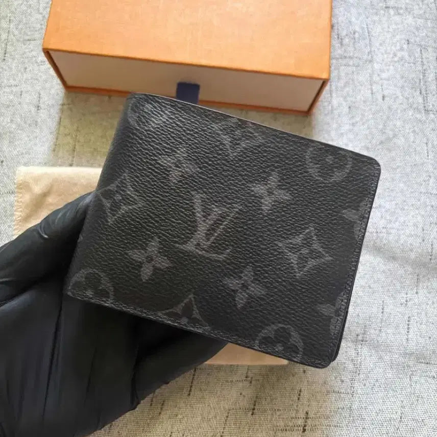 [BUNJANG] Louis Vuitton Eclipse Wallet / [신형/새상품급]루이비통 이클립스 반지갑