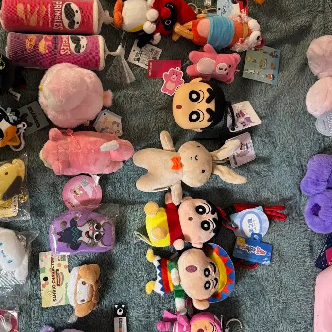 [BUNJANG] 28pc Character Plush Keychain Bundle / 28개 택있는 새상품 키링 인형 일괄  다 드립니다. 다양한 캐릭터 인형