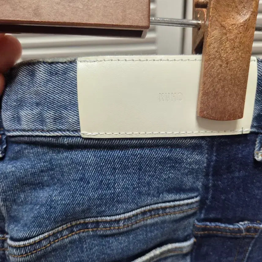 [BUNJANG] KUHO Colorblock Denim Jeans / 구호 KUHO 데님 옆라인 배색 청바지