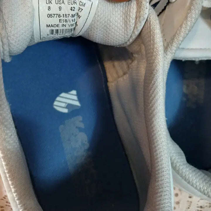 [BUNJANG] K-Swiss White Sneakers / 케이스위스 흰색 스니커즈 운동화
