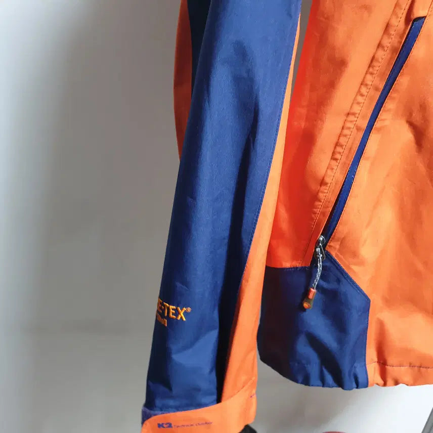 [BUNJANG] K2 Gore-Tex Hooded Windbreaker Jumper / K2 후드고어텍스바람막이점퍼/100