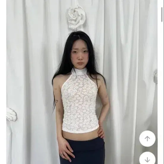 [BUNJANG] Flower See-Through Halter Sleeveless Top - New / 플라워 시스루 홀터 슬리브리스 새상품