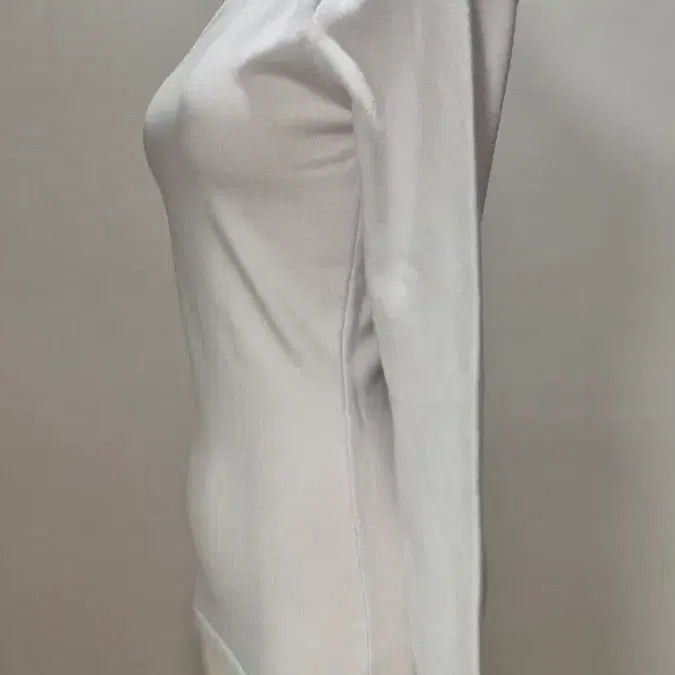[BUNJANG] White Cut-out Long Sleeve T-Shirt - Size S / 화이트 컷아웃 긴팔 티셔츠 S 상514-8