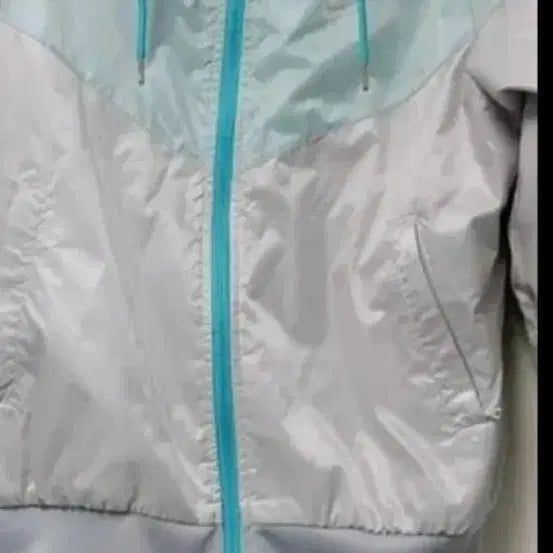 [BUNJANG] Nike Hooded Windbreaker Jacket + Shorts Gift Set / 나이키 후드 바람막이 자켓+반바지증정