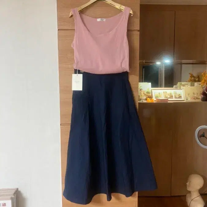 [BUNJANG] Pushbutton Pink Camisole and Navy Flare Skirt Set / 핑크 나시 + 네이비 플레어 스커트 세트 푸쉬버튼 스커트