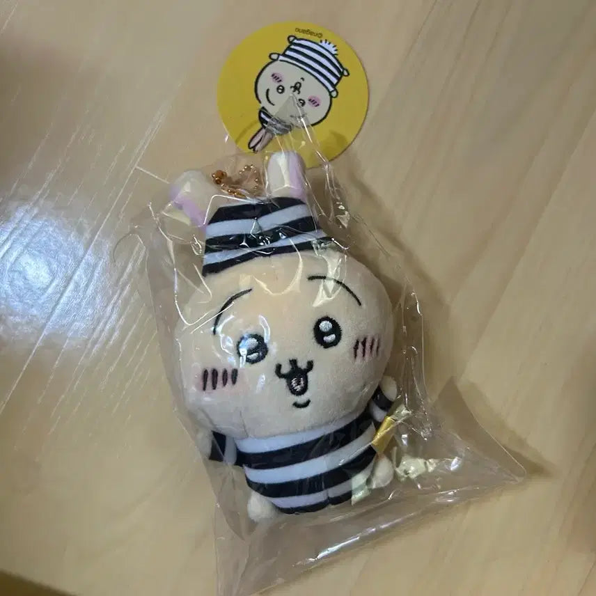 [BUNJANG] Chikawa Usagi Convict Mascot Plush / 죄수 우사기 치이카와 마스코트