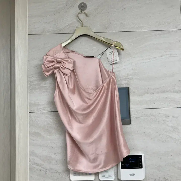 [BUNJANG] And Other Stories Silk Style Ribbon Tank Top (Size 66) / 앤아더스토리즈 실크스타일 리본 나시66