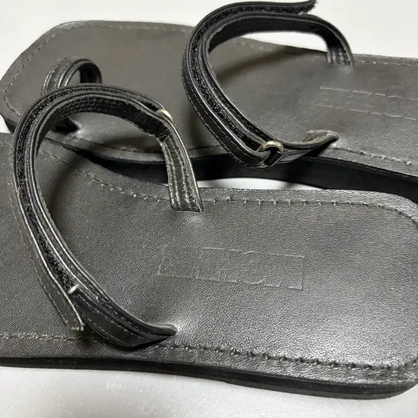 [BUNJANG] Mohhe Leather Sandals / 샌들