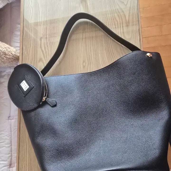 [BUNJANG] Eté Leather Shoulder Bag - Black / 에떼 가죽 숄더백ㅡ새제품