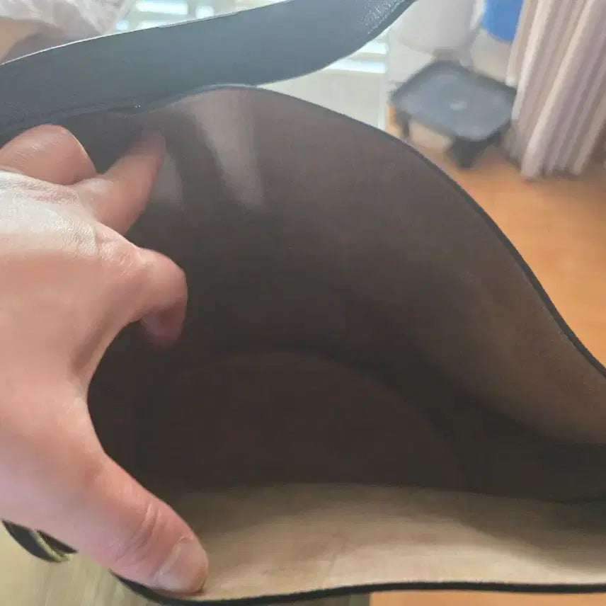 [BUNJANG] Eté Leather Shoulder Bag - Black / 에떼 가죽 숄더백ㅡ새제품