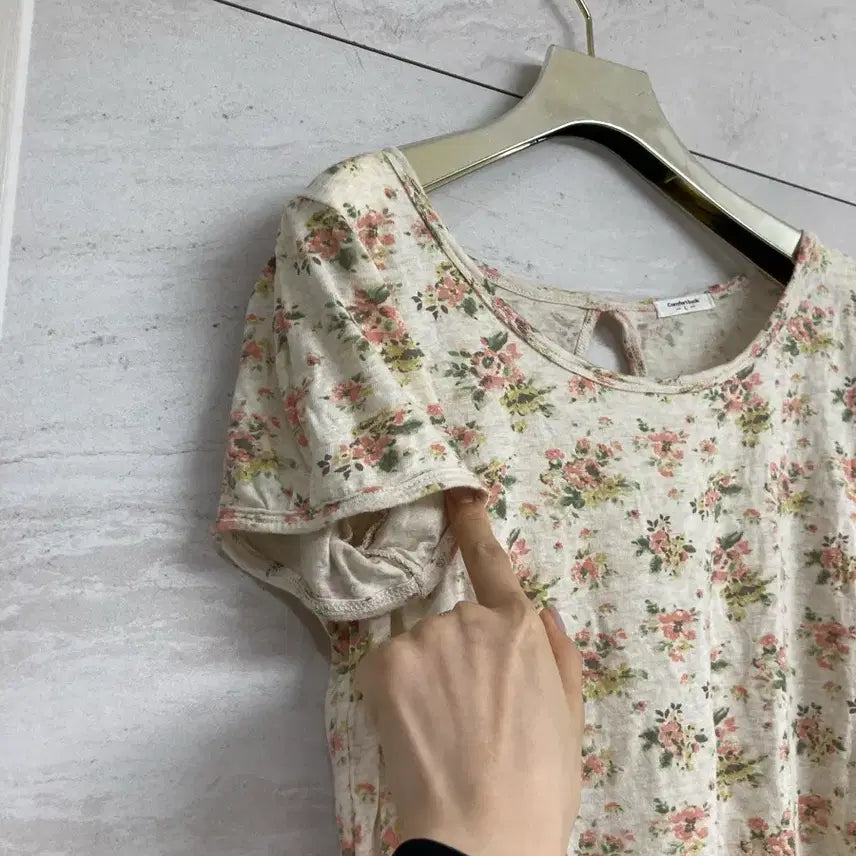 [BUNJANG] Imported Short Sleeve T-Shirt Floral Pattern / 반팔 티셔츠 수입 일본