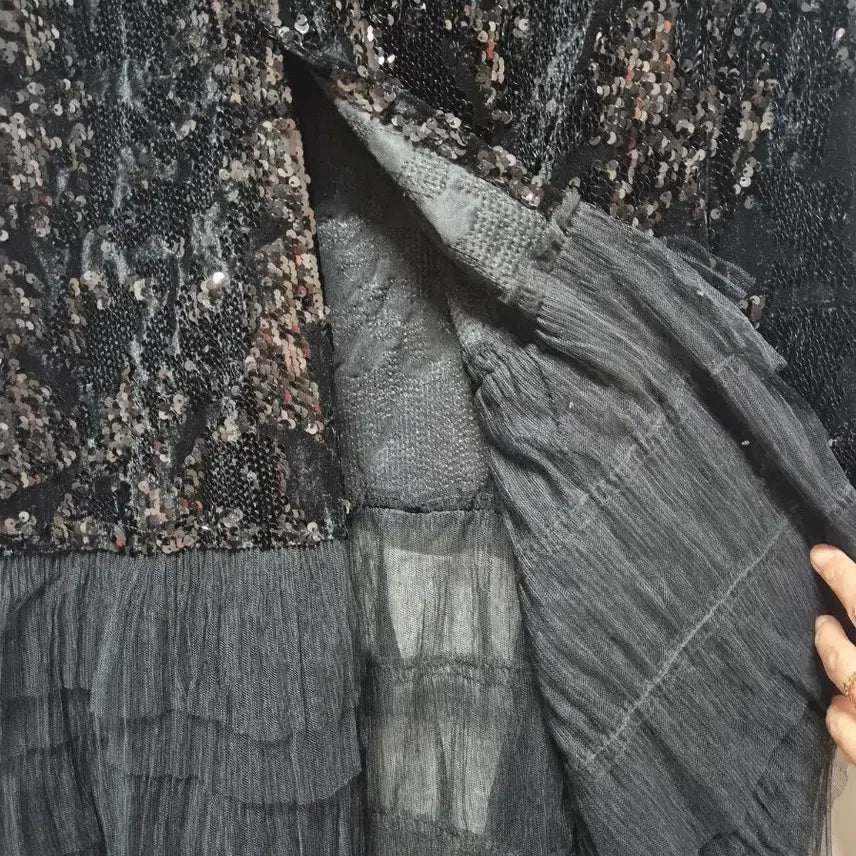 [BUNJANG] Double Standard Black Sequin Long Skirt / 더블 스탠다드 블랙 스팽글 롱 스커트
