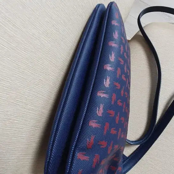 [BUNJANG] Lacoste Navy Crossbody Bag / 라코스테 네이비 크로스백 가방