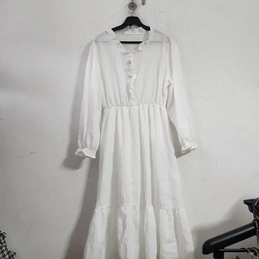 [BUNJANG] White Long Dress Chiffon Ruffle / 화이트 롱 원피스 쉬폰 러플 장식