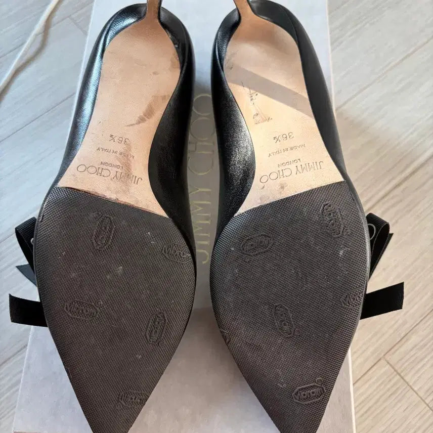 [BUNJANG] Jimmy Choo Black Ribbon Detail Heels / 지미추 구두